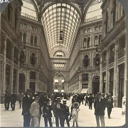Maison In Centro Napoli Eksteriør billede
