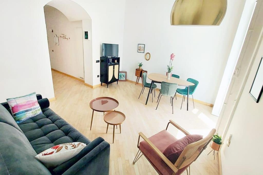 Maison In Centro Napoli Eksteriør billede