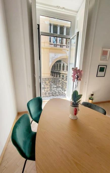 Maison In Centro Napoli Eksteriør billede